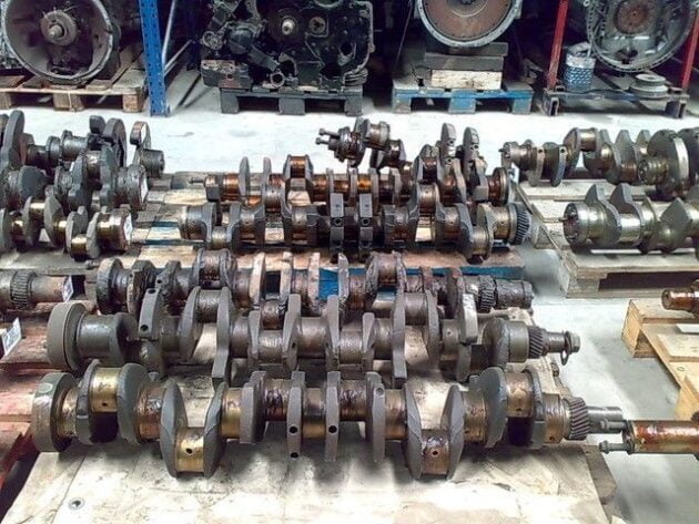 VOLVO D12 crankshaft